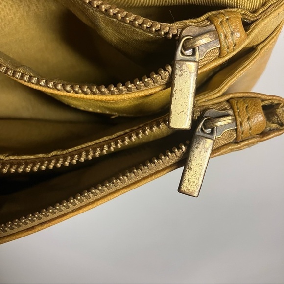 C & C California golden yellow leather crossbody bag small size - Picture 6 of 16